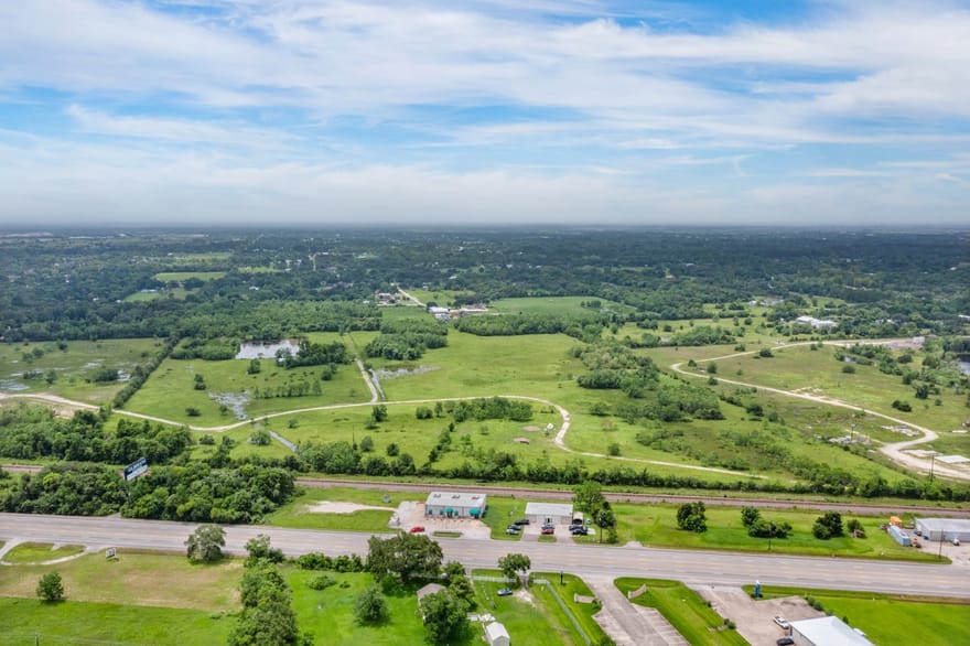 10935 Highway 6, Hitchcock, Texas