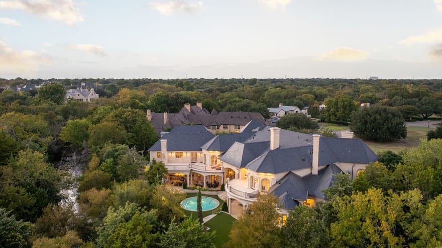 10617 Bridge Hollow Court, Dallas, Texas