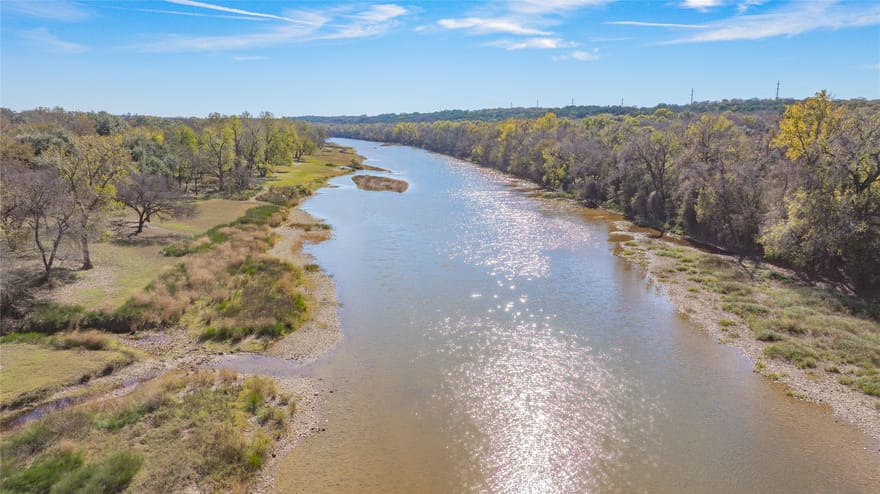 6521 Edgewood Court, Granbury, Texas