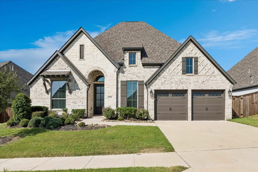 5708 Lake Jackson Drive, Fort Worth, Texas