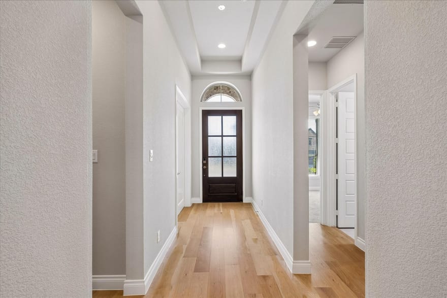 5708 Lake Jackson Drive, Fort Worth, Texas