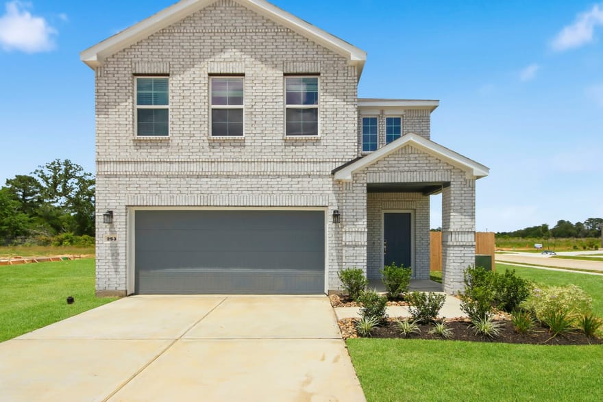 253 Elm Spring Drive, Hockley, Texas