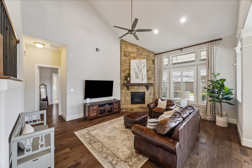 1819 Eagle Creek Drive, Friendswood, Texas