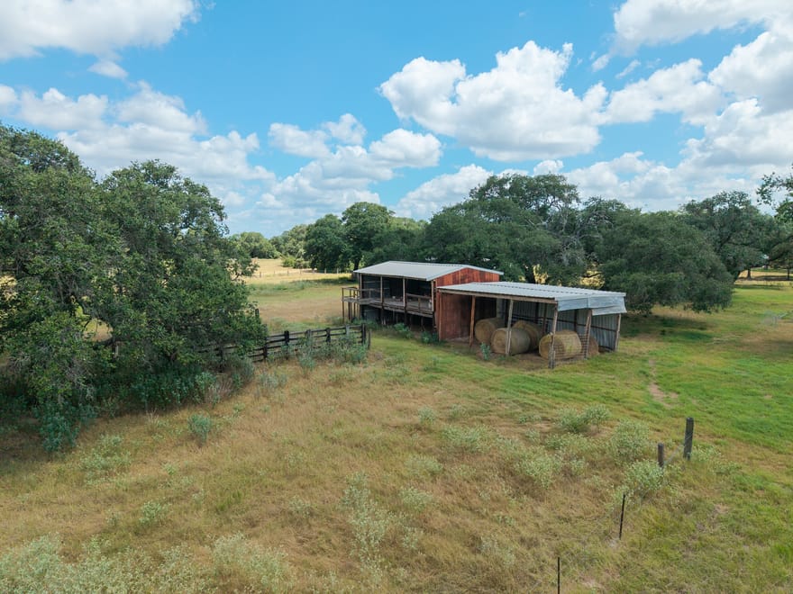 10338 Fm 2437, Hallettsville, Texas