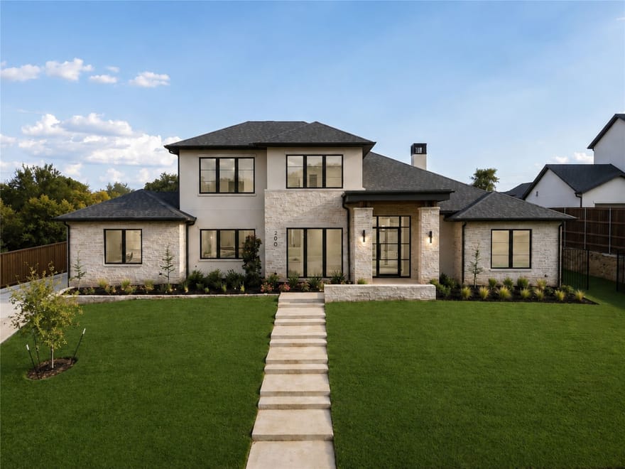 200 Park Avenue, Keller, Texas