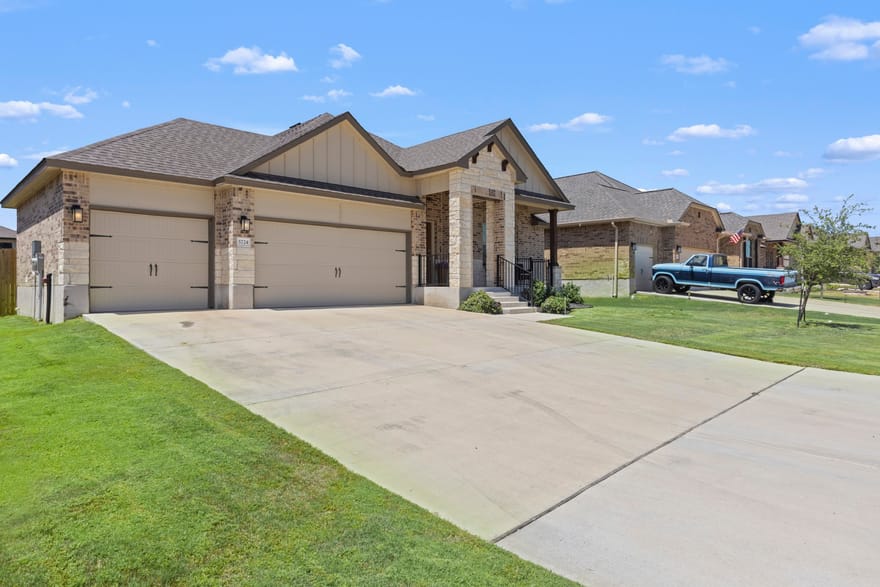 5724 St Charles Drive, Belton, Texas