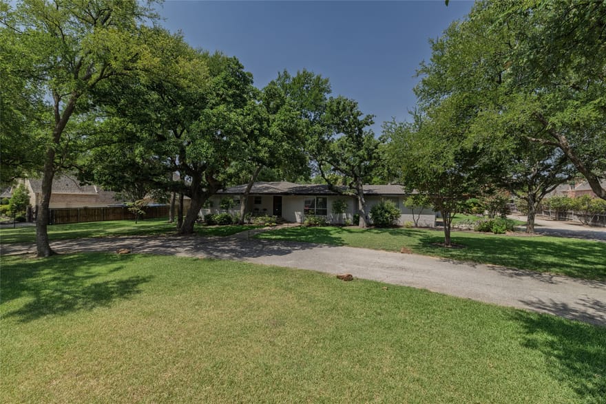 2640 Ridgecrest Drive, Southlake, Texas