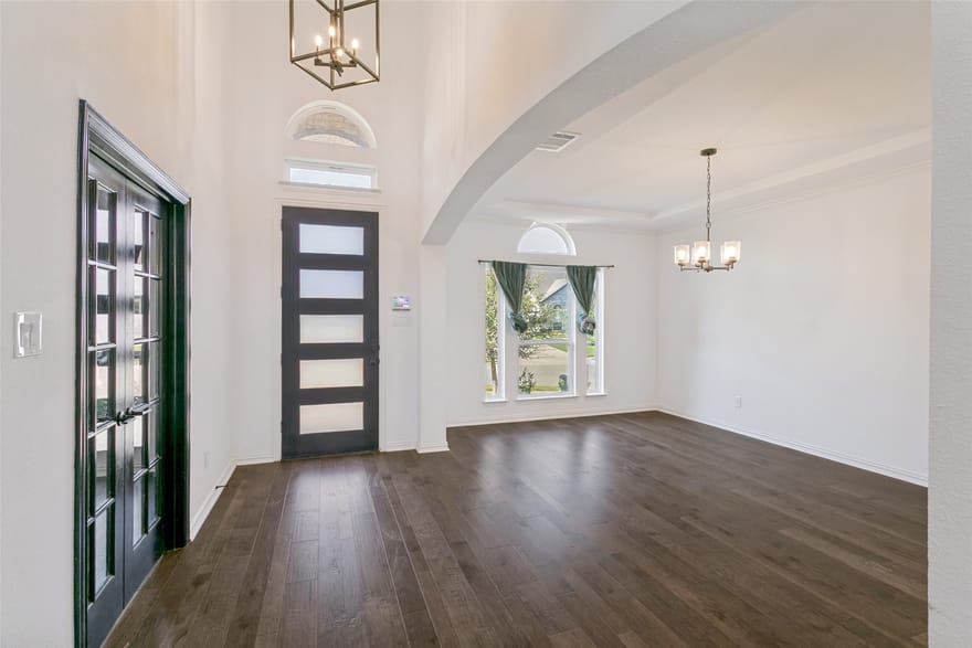 309 Lovett Lane, Burleson, Texas