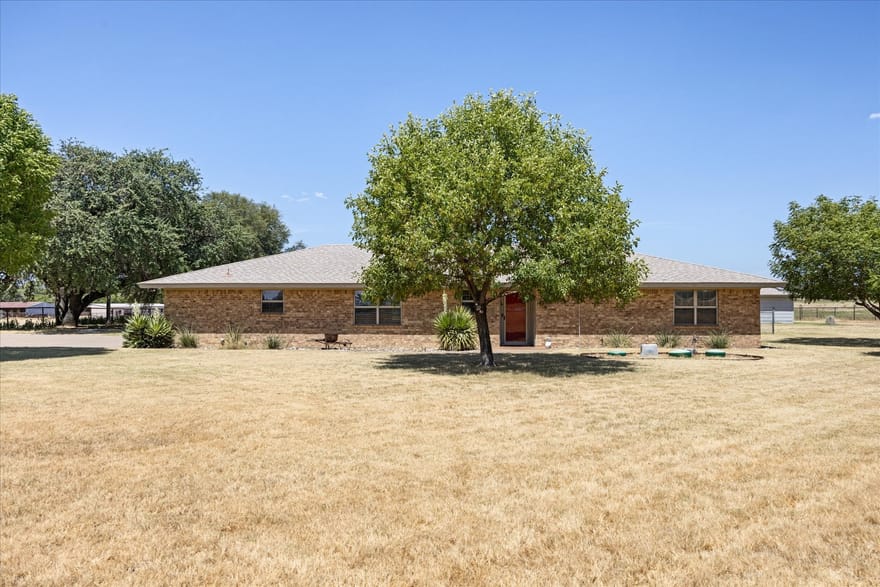 330 Reed Road, Granbury, Texas