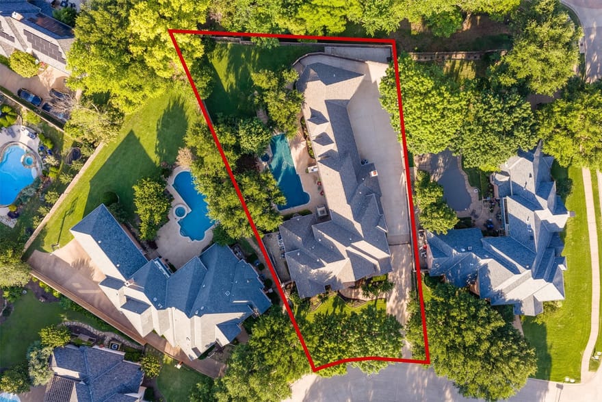 215 Bent Creek Court, Southlake, Texas