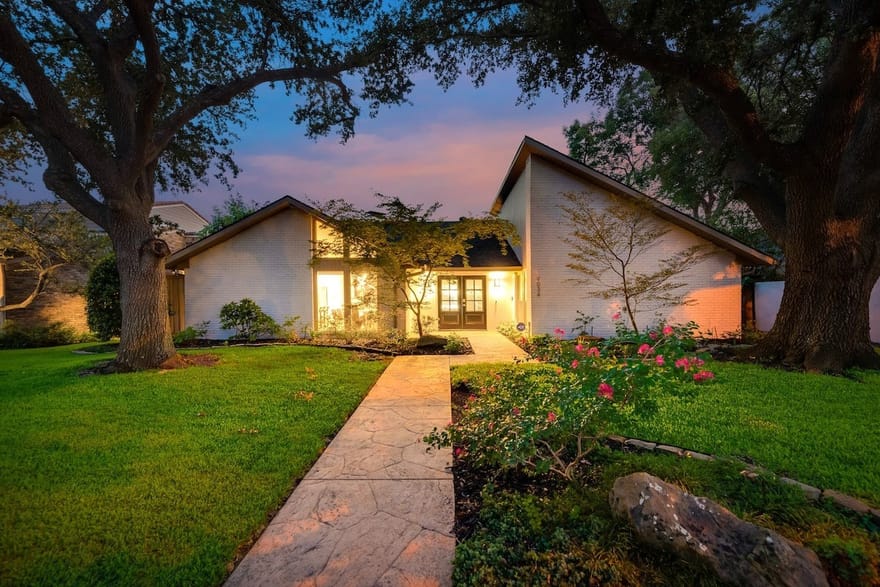 9034 Gunnison Drive, Dallas, Texas