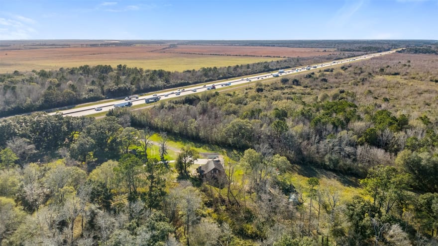 33349 Interstate 10, Anahuac, Texas