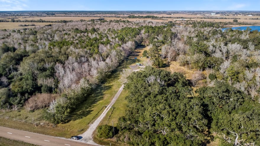 33349 Interstate 10, Anahuac, Texas