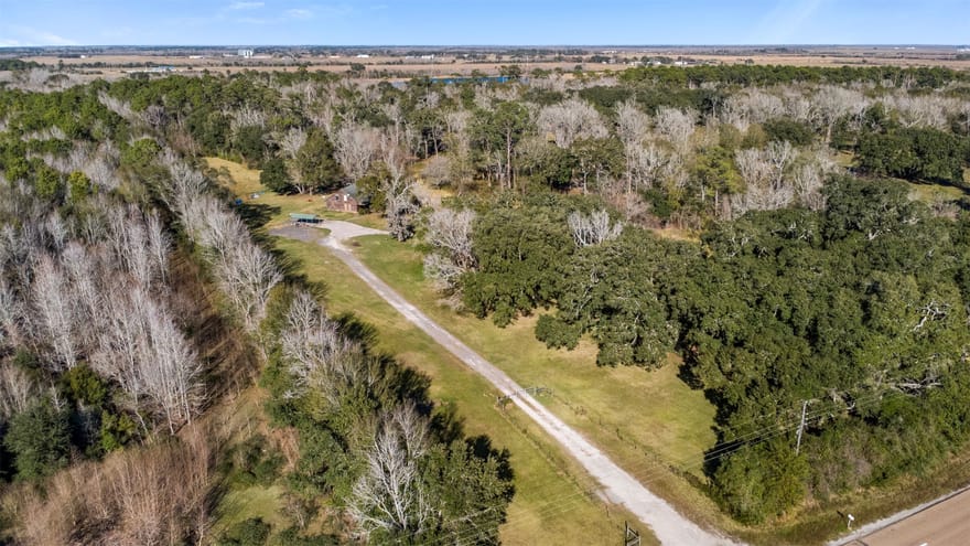 33349 Interstate 10, Anahuac, Texas