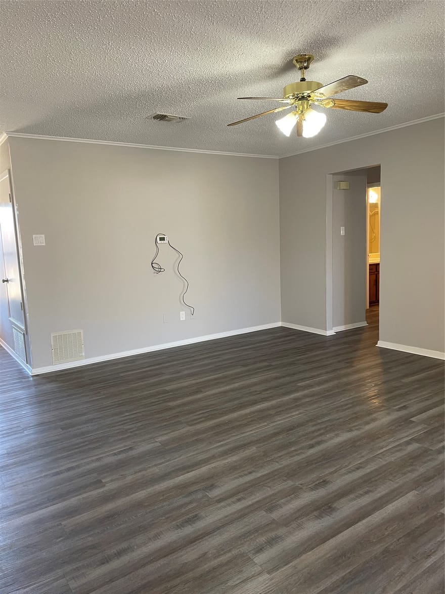 421 Mcgrede Drive, Sulphur Springs, Texas