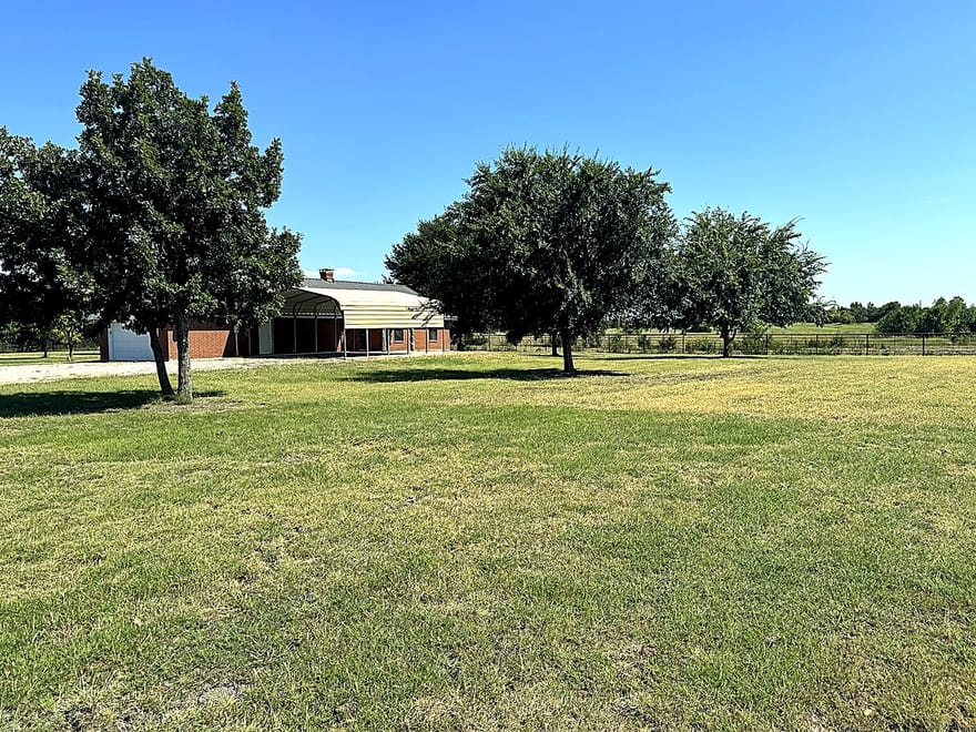 1599 County Road 2925, Dodd City, Texas