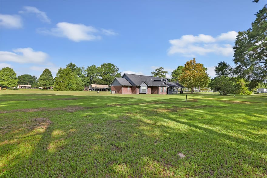 1415 County Road 2291, Cleveland, Texas