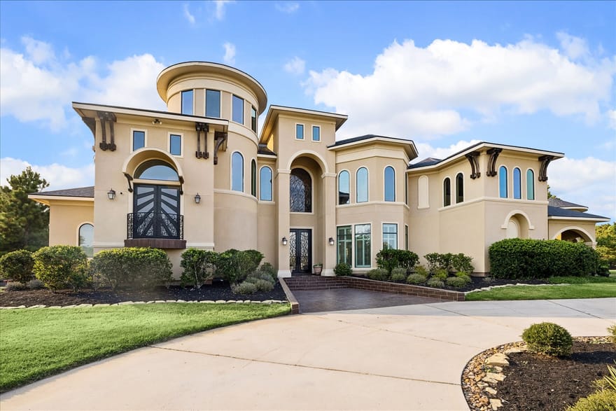 522 Meadow Lake Drive, Magnolia, Texas