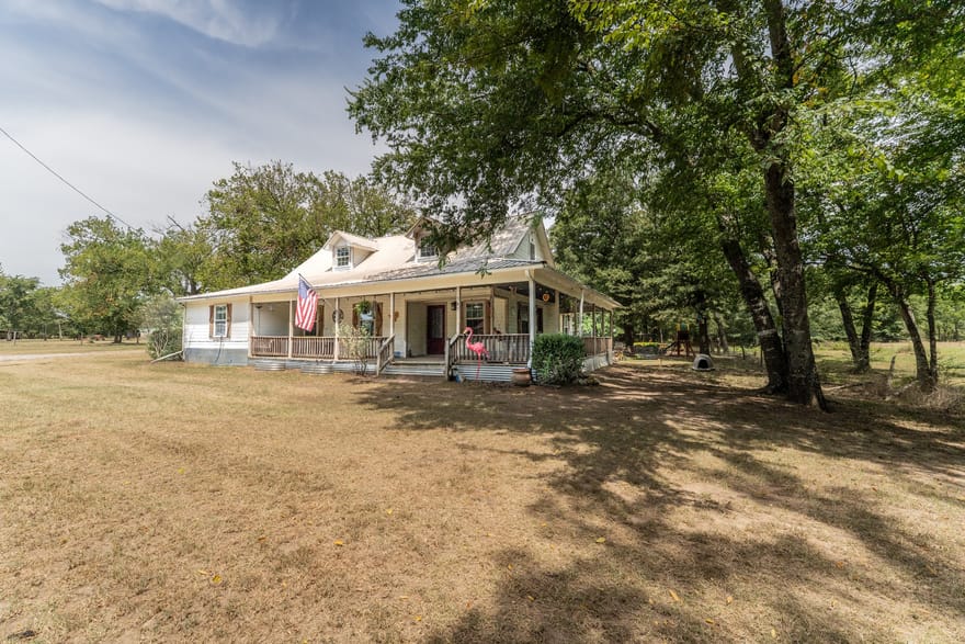 345 County Road 1158, Brashear, Texas