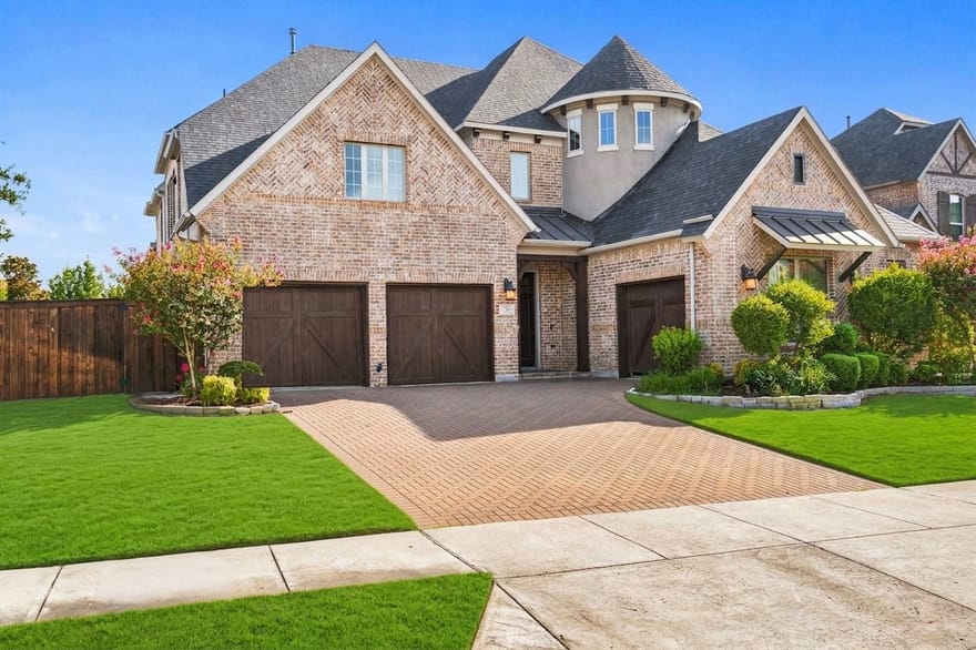 3923 Idlebrook Drive, Frisco, Texas