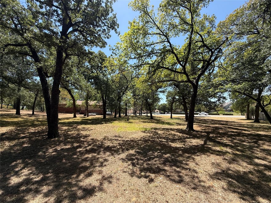 2009 Forest Ridge Drive, Bedford, Texas