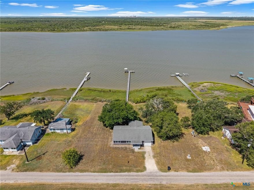 532 County Road 311, Port Lavaca, Texas