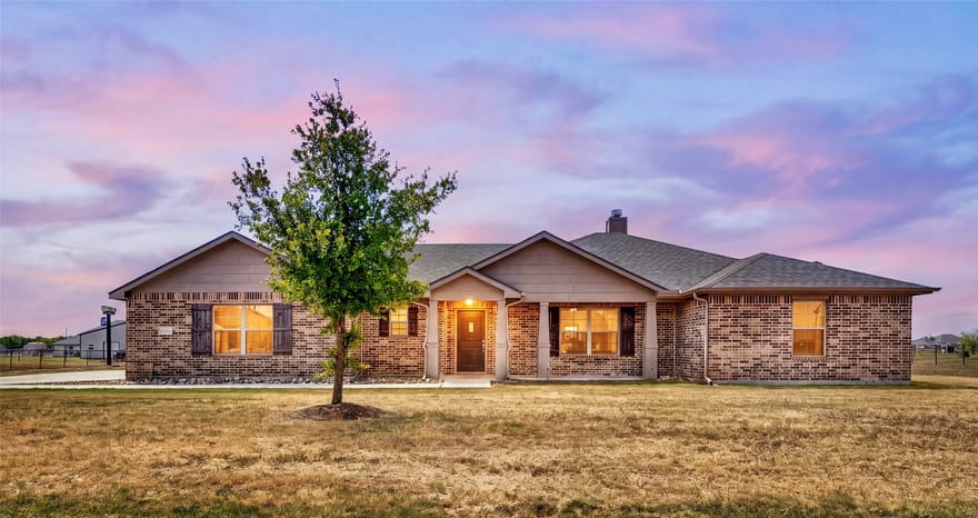 6335 Brookcrest, Godley, Texas