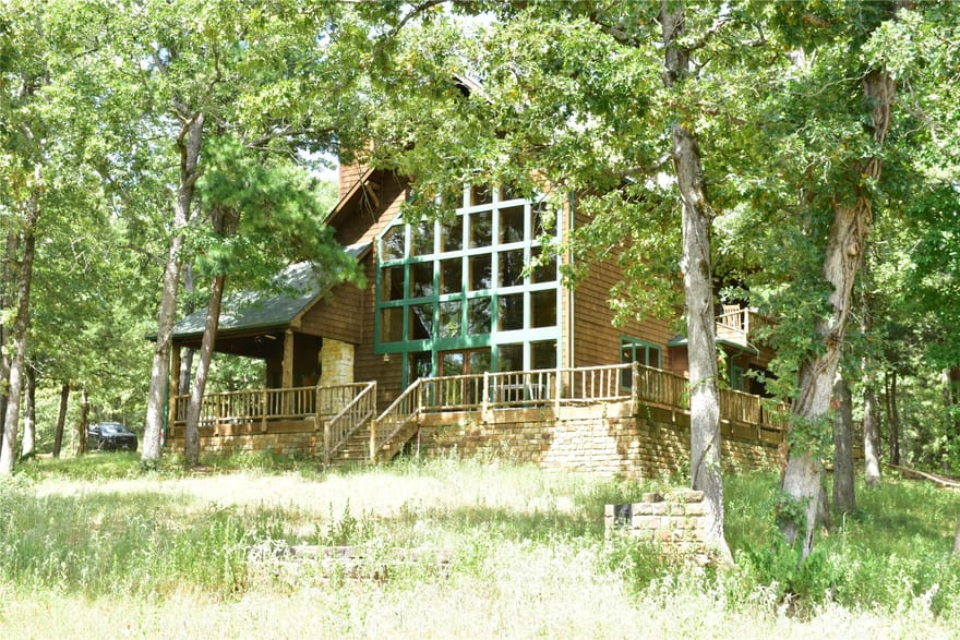 961 County Road 484, Palestine, Texas