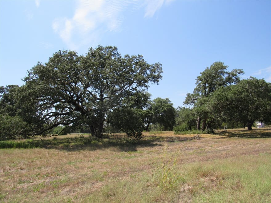 7863 Fm 332 Road, Brenham, Texas
