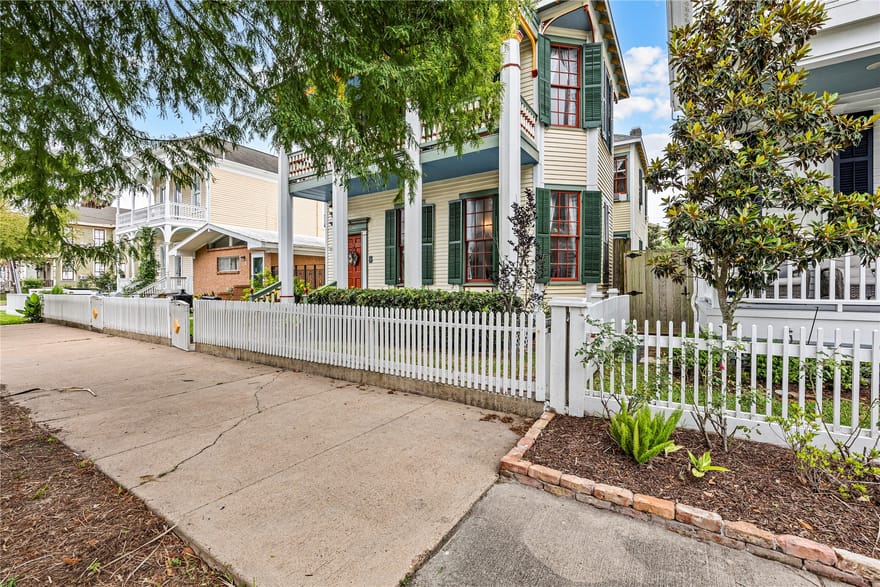 1807 Church Street, Galveston, Texas