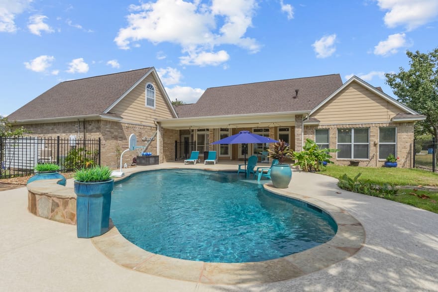 8480 Anastasia Avenue, Beaumont, Texas