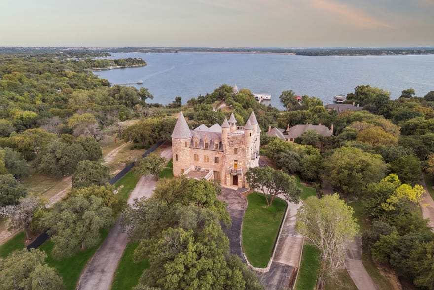 9888 Boat Club Road, Fort Worth, Texas
