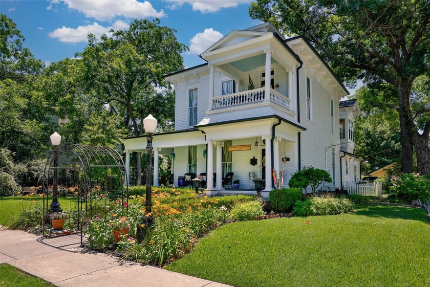 319 S Denton Street, Gainesville, Texas