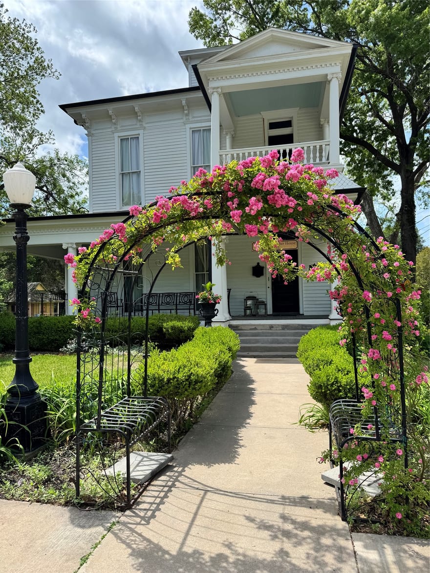 319 S Denton Street, Gainesville, Texas