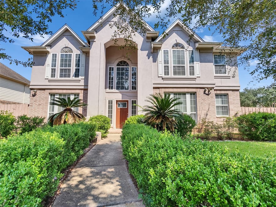 3902 Breaux Bridge Lane, Sugar Land, Texas