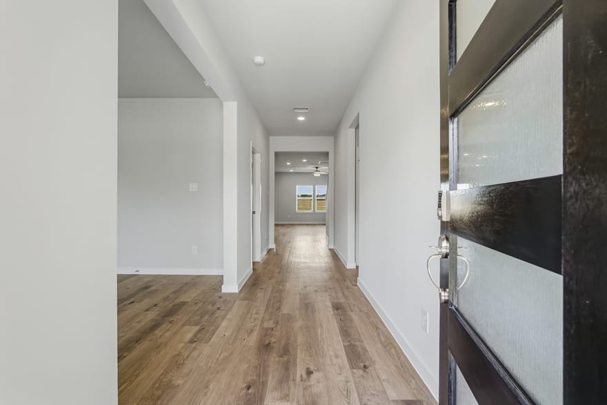312 Tall Birch Drive, Hockley, Texas