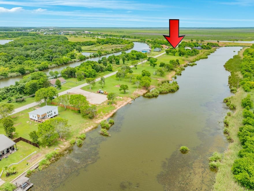 Duncan Dr, Oyster Creek, Texas