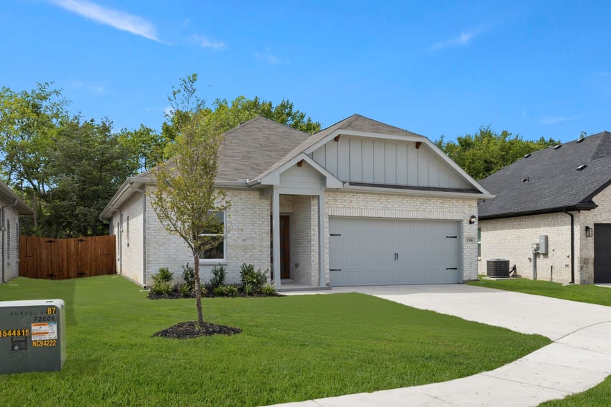 1306 Cole Drive, Trenton, Texas