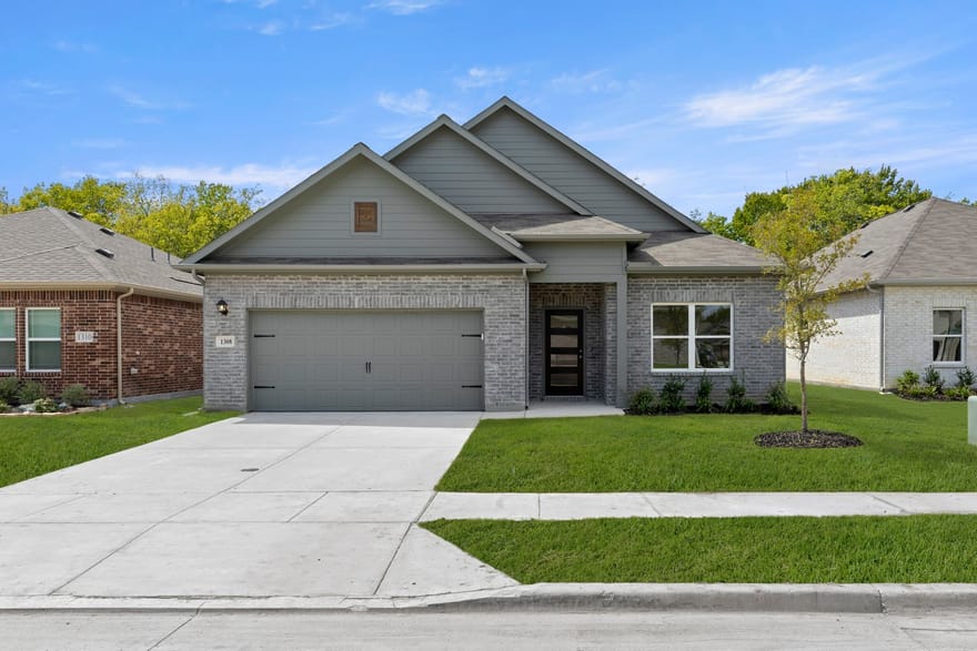 1308 Cole Drive, Trenton, Texas