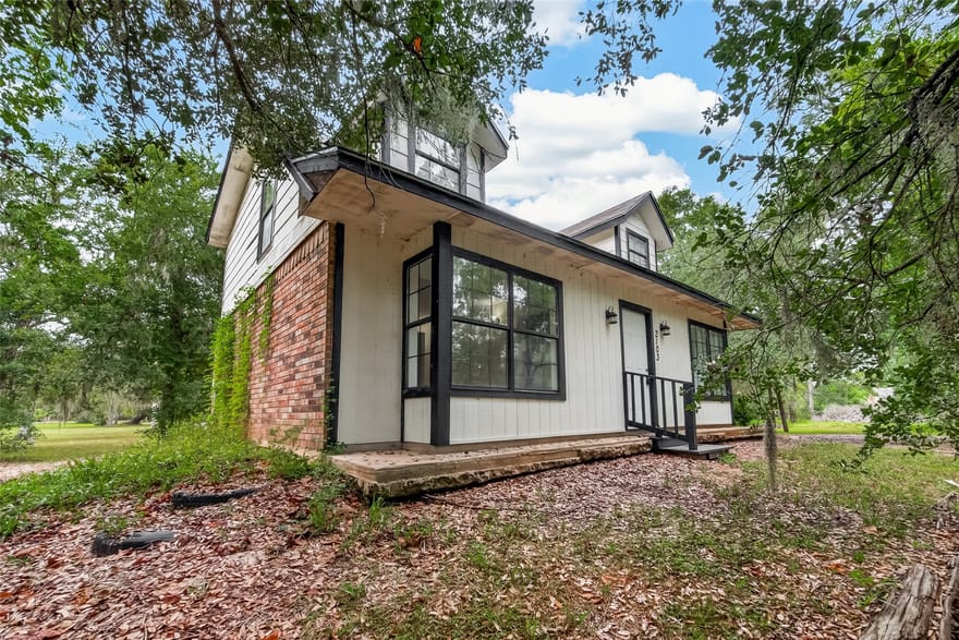 2103 Bayou Drive, Lake Jackson, Texas