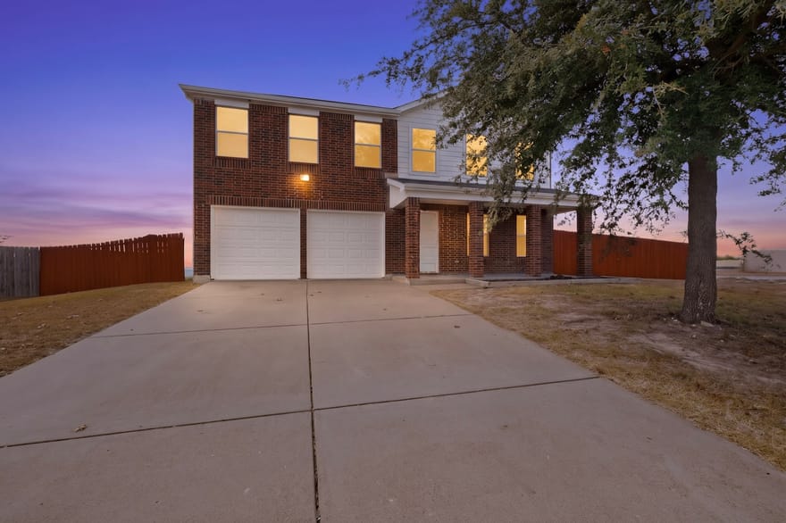 1607 Harbor View Road, Glenn Heights, Texas