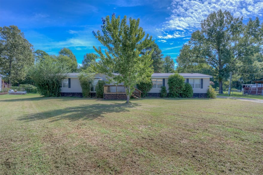 208 Bent Oak Drive, Stonewall, Louisiana