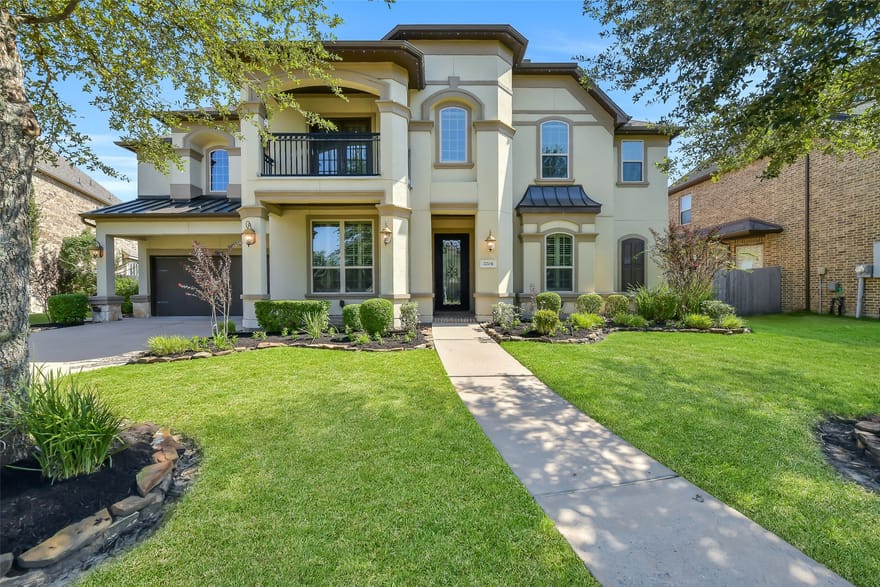 2204 Texoma Bend Lane, Friendswood, Texas