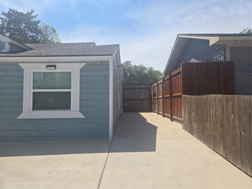 3211 Ramsey Avenue, Dallas, Texas