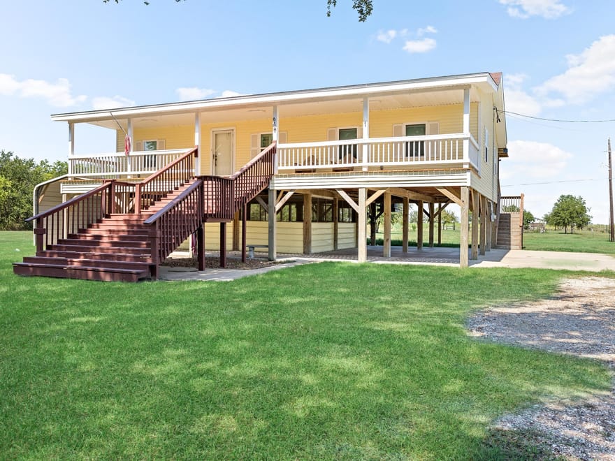 7839 S Gulfway Drive, Port Arthur, Texas
