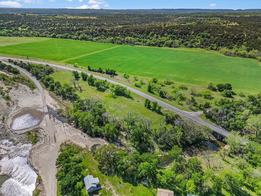 TBD Fm-205, Glen Rose, Texas