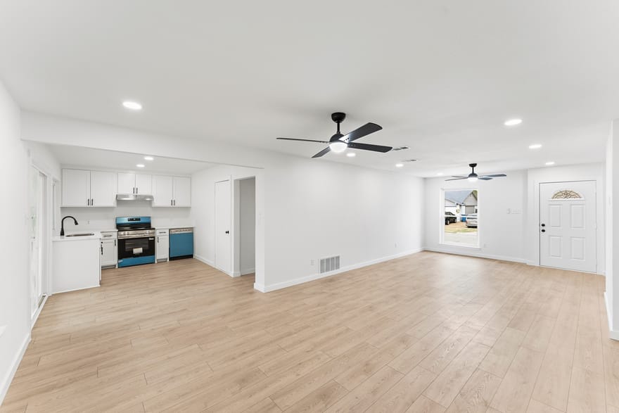 1326 Kingston Drive, Lewisville, Texas