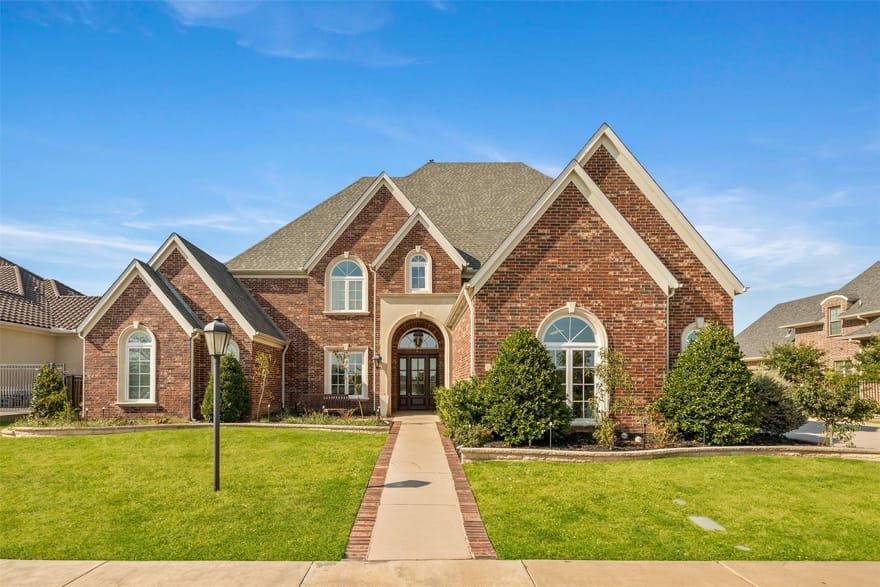 1217 Viridian Park Lane, Arlington, Texas