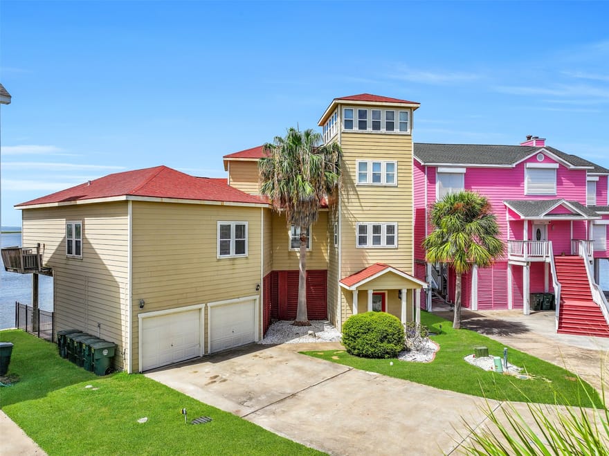 3719 Sabrina, Galveston, Texas