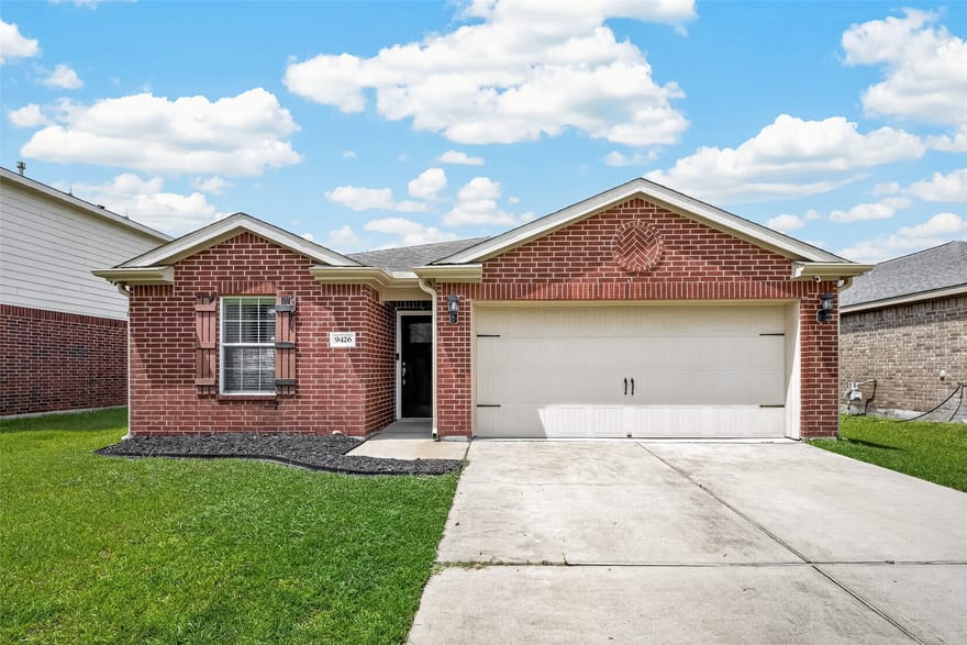 9426 Peridot Green Drive, Rosharon, Texas